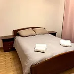 Familiar Kobylka