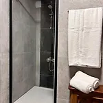 Familiar Hotel *